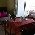 艾福丽奥公寓式酒店 2* 科斯镇