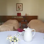 艾福丽奥公寓式酒店 2* 科斯镇
